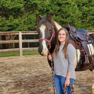 Meet your Posher, Nicole